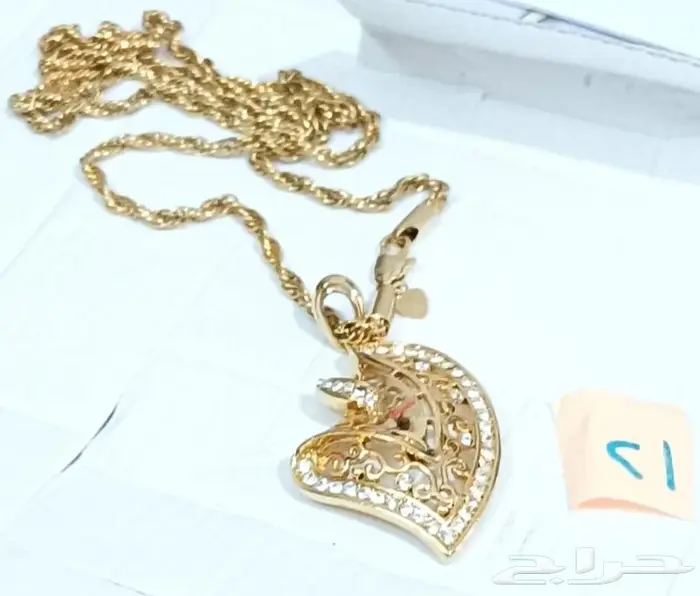 اكسسوارارات مطلية ذهب عيار 18 19