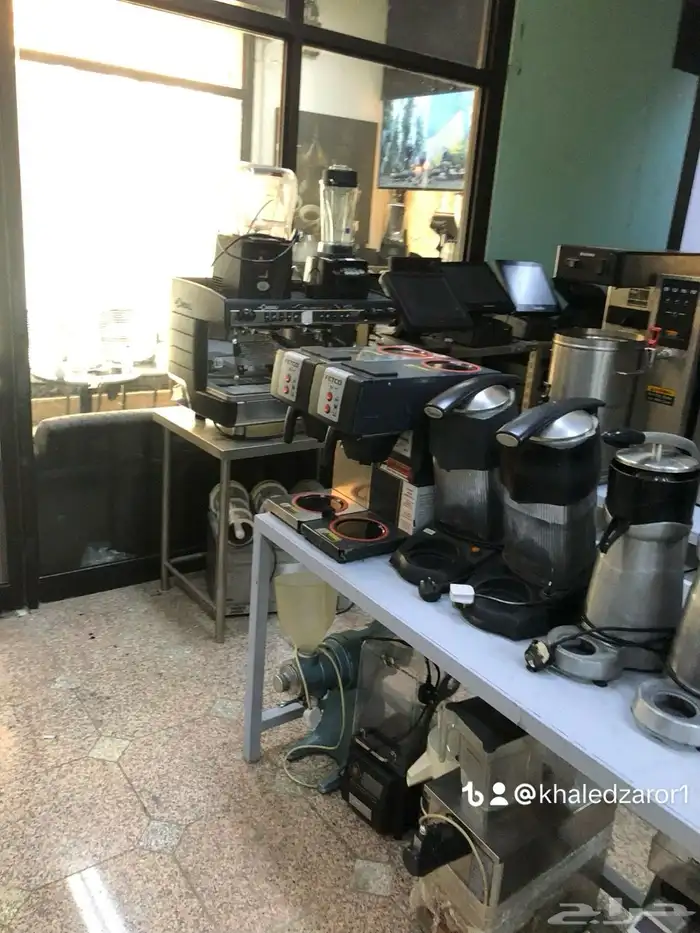 مكاين قهوة اسبريسو ايطالي نضيف شبه جديد تواصل 10