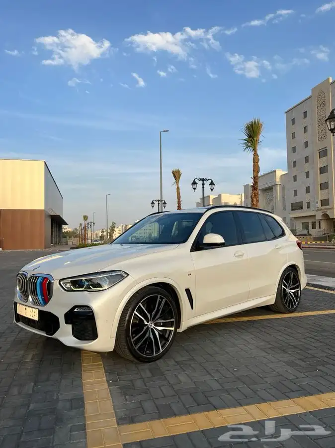 ( مباع )بي ام X5 موديل 2019 مواصفات خاصه 12
