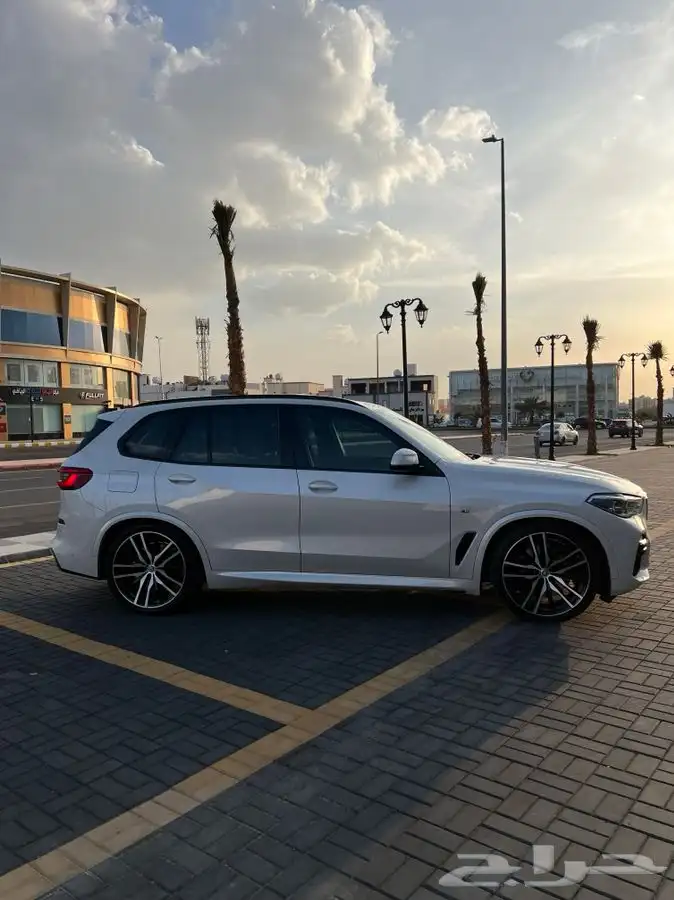 ( مباع )بي ام X5 موديل 2019 مواصفات خاصه 13