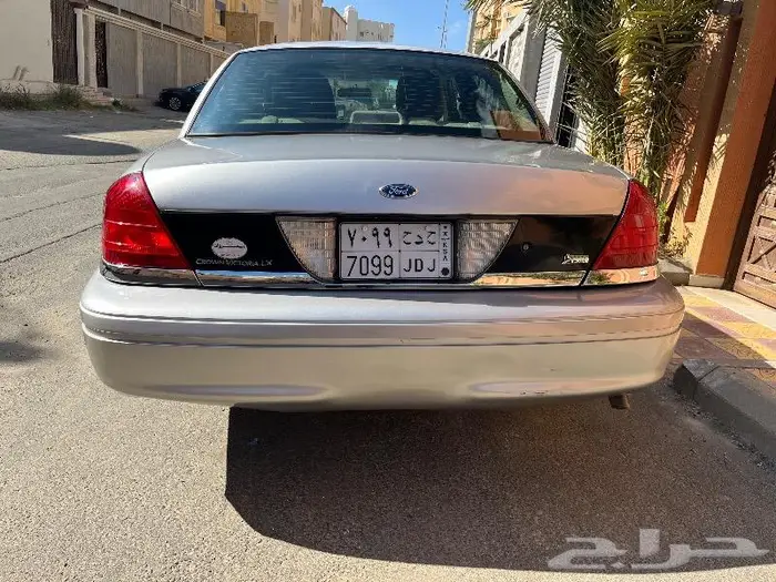 كراون فكتوريا 3