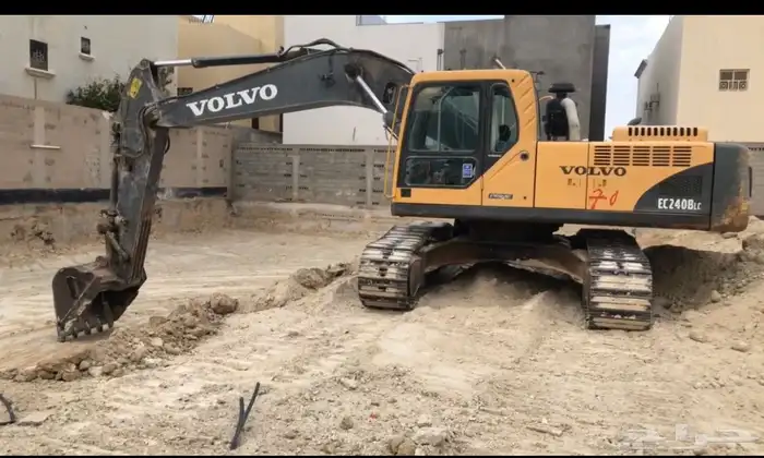 بوكلينات للايجار المجمعة ومرات اشيقر شقراء 4