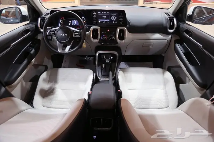 Kia Sonet 2022 for rent - Free delivery monthly rent 8