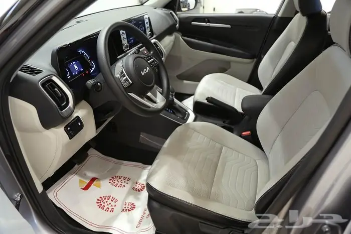 Kia Sonet 2022 for rent - Free delivery monthly rent 10