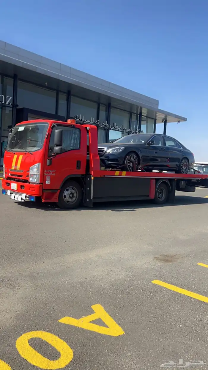 سطحه في ابها والحزام وعقبة ضلع 3