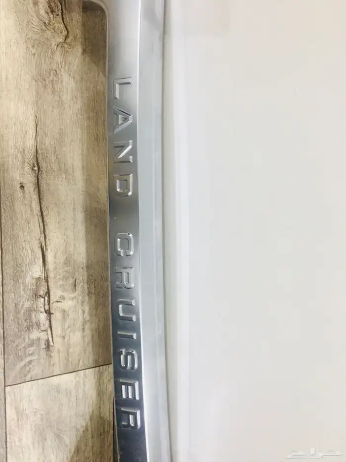 زينة سيارة لاند كروزر 2021 2