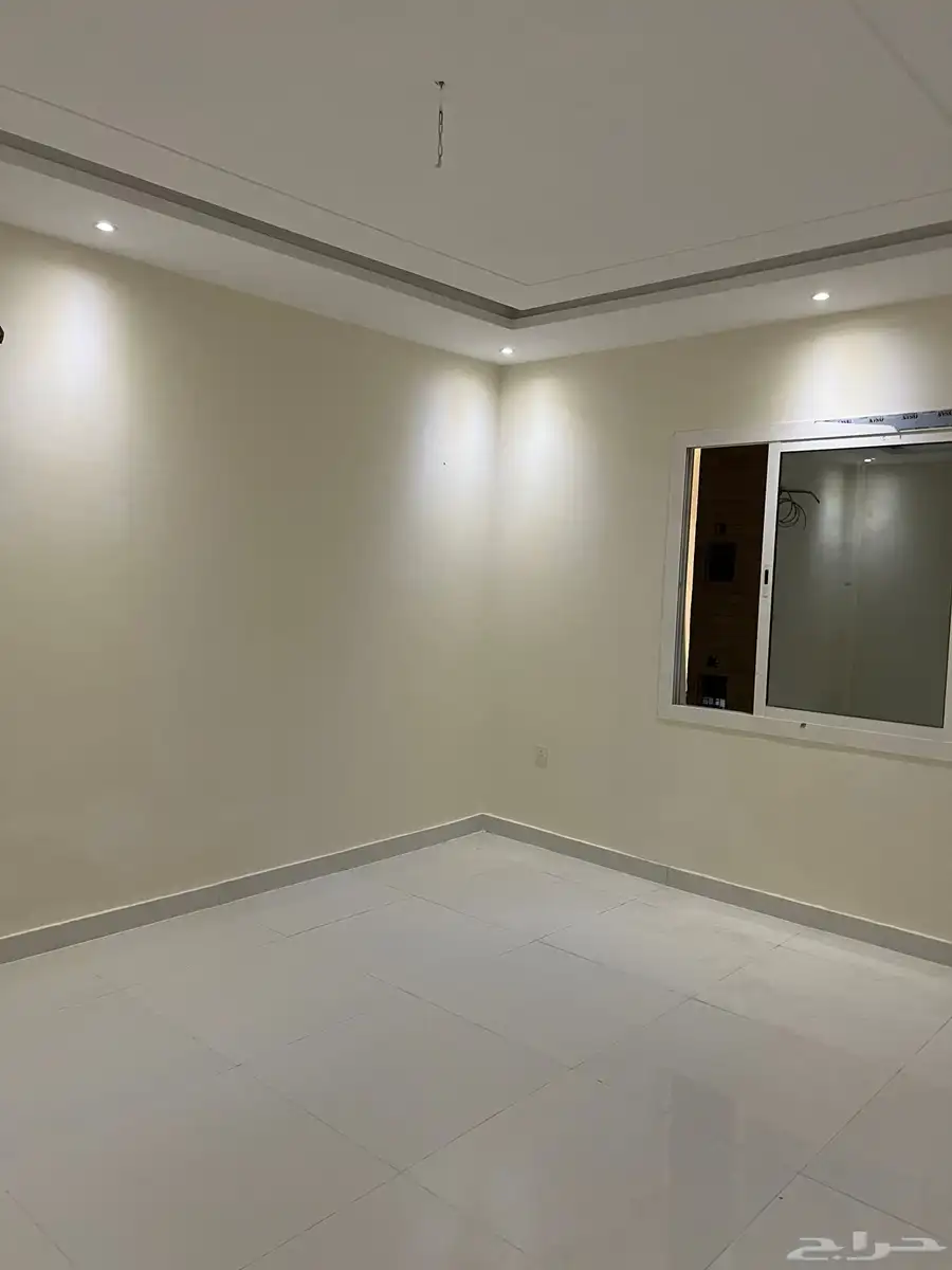 شقق للبيع كاش وبنك ثلاث غرف واربع غرف وخمس غرف بحي سندس 0