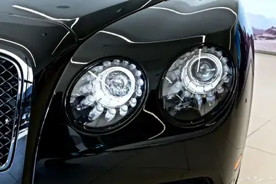 شمعات و اسطبات مكحلة بنتلي فلاينج سبير 2014 1