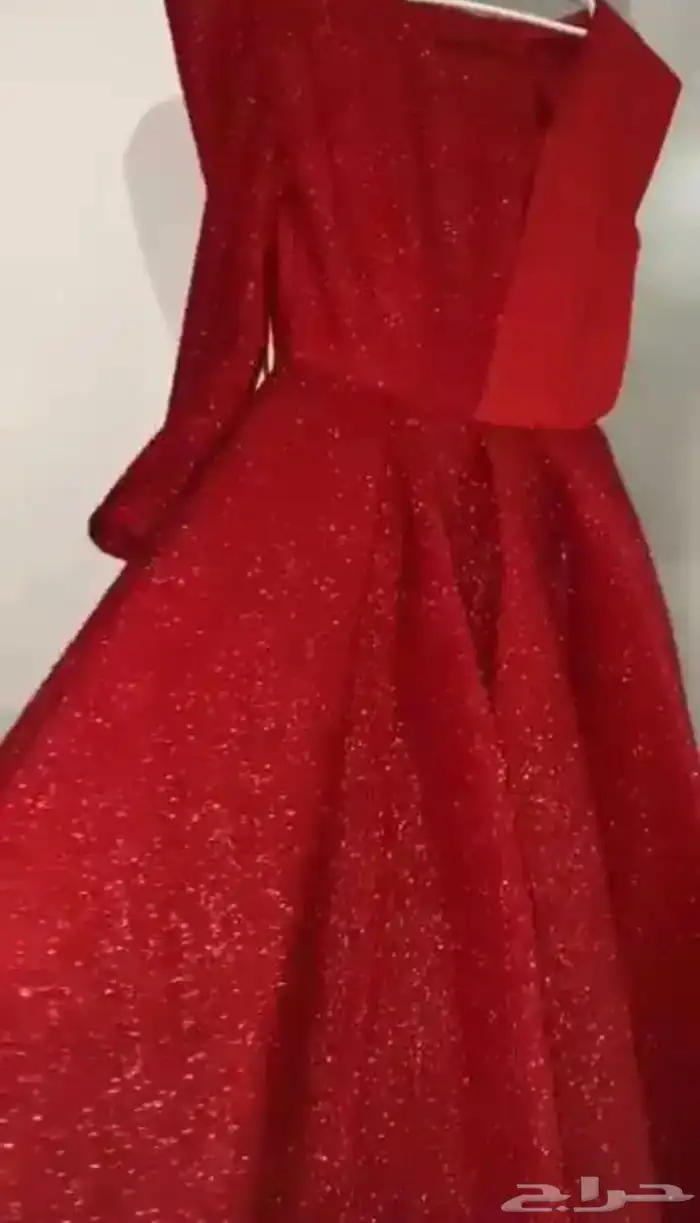فستان ملكة لون احمر350 2