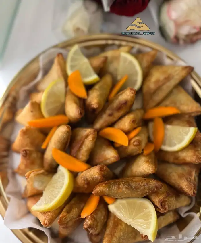 سمبوسه جاهزه ومفرزنه 72