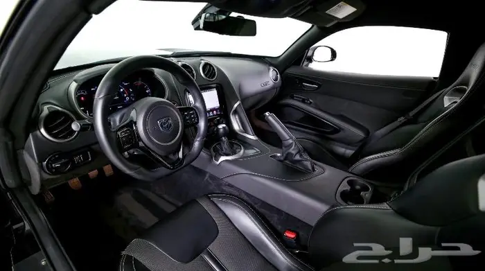 دودج فايبر Viper SRT موديل 2016 (مستعمل) 16