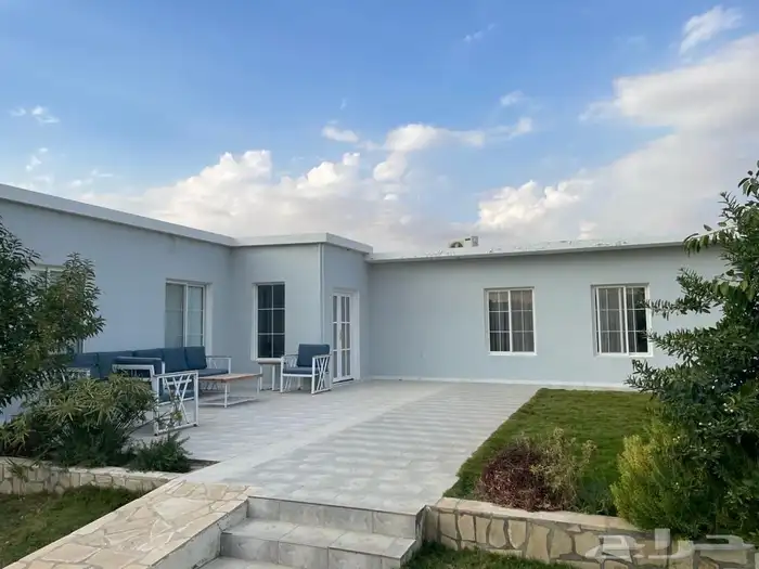 استراحة للإيجار يوم في الأسبوع شامل الطبخ والقهوه لمدة سنه 7