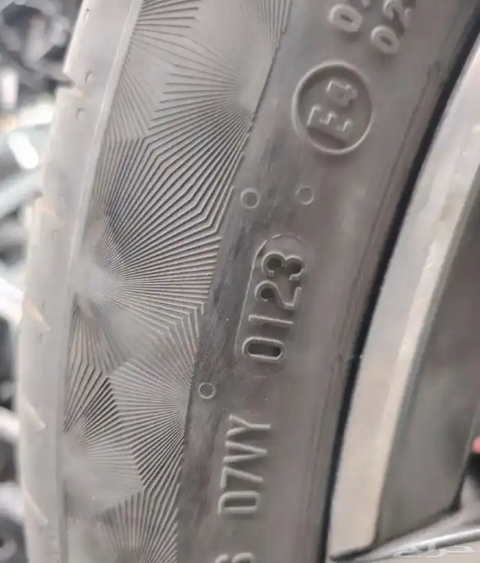 جنوط وكفرات بي ام دبليو الفئة الخامسة 2023 8