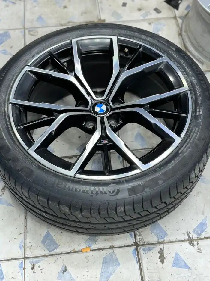 جنوط وكفرات بي ام دبليو الفئة الخامسة 2023 16