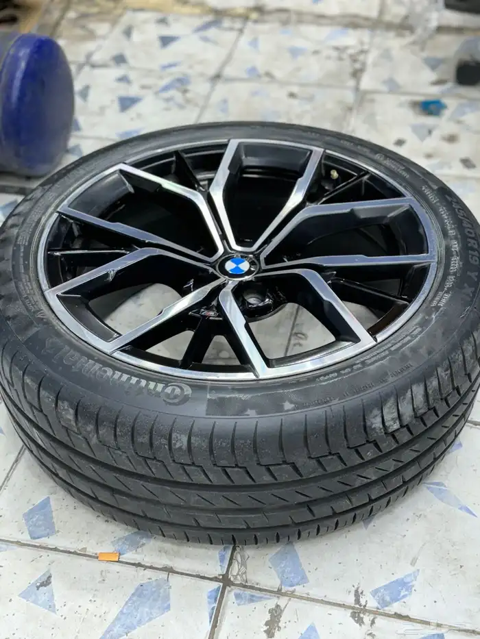 جنوط وكفرات بي ام دبليو الفئة الخامسة 2023 21