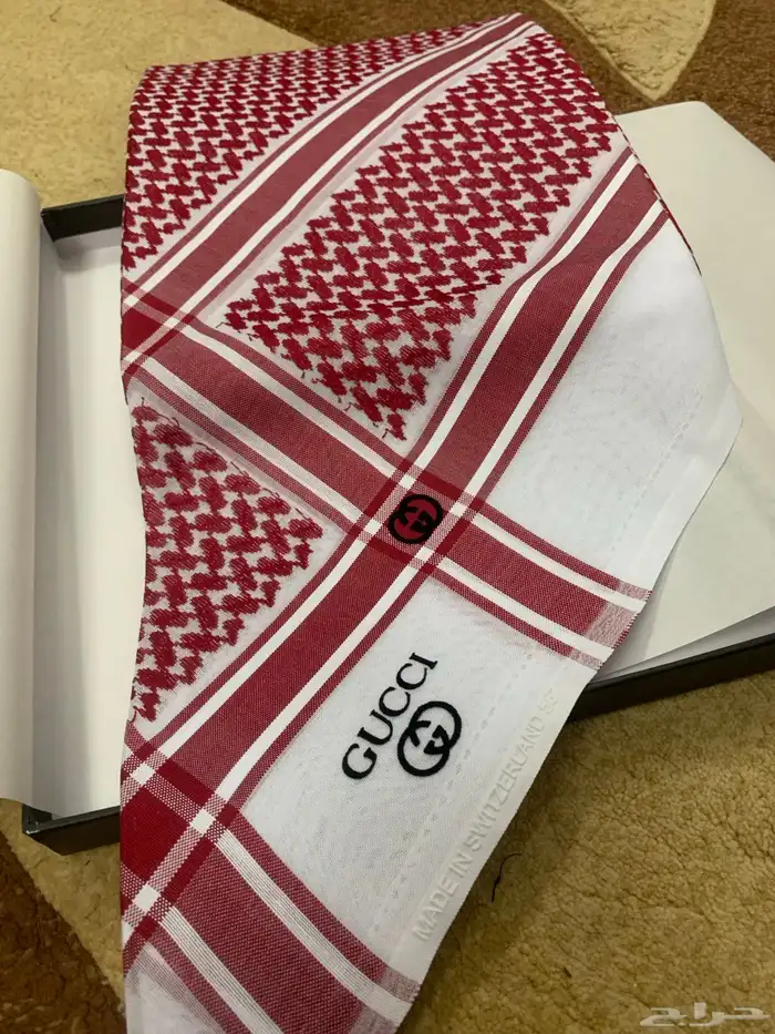 شماغ جيفنشي 41