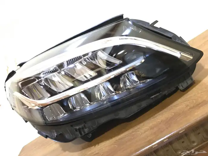 نور مرسيدس C-Class w205 - 2021 0