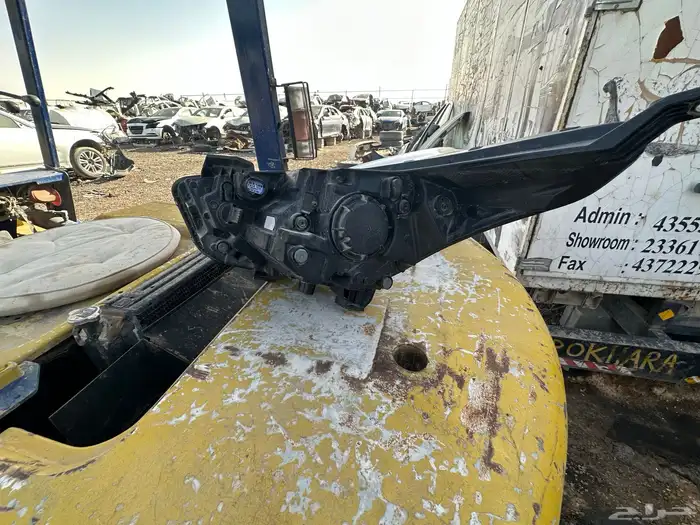 سيراتو2023 شمعات امامي وسطبات خلفي 3