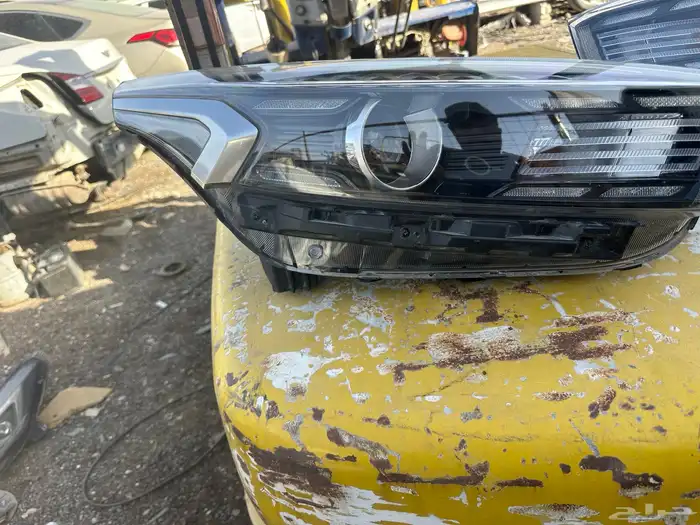 سيراتو2023 شمعات امامي وسطبات خلفي 5