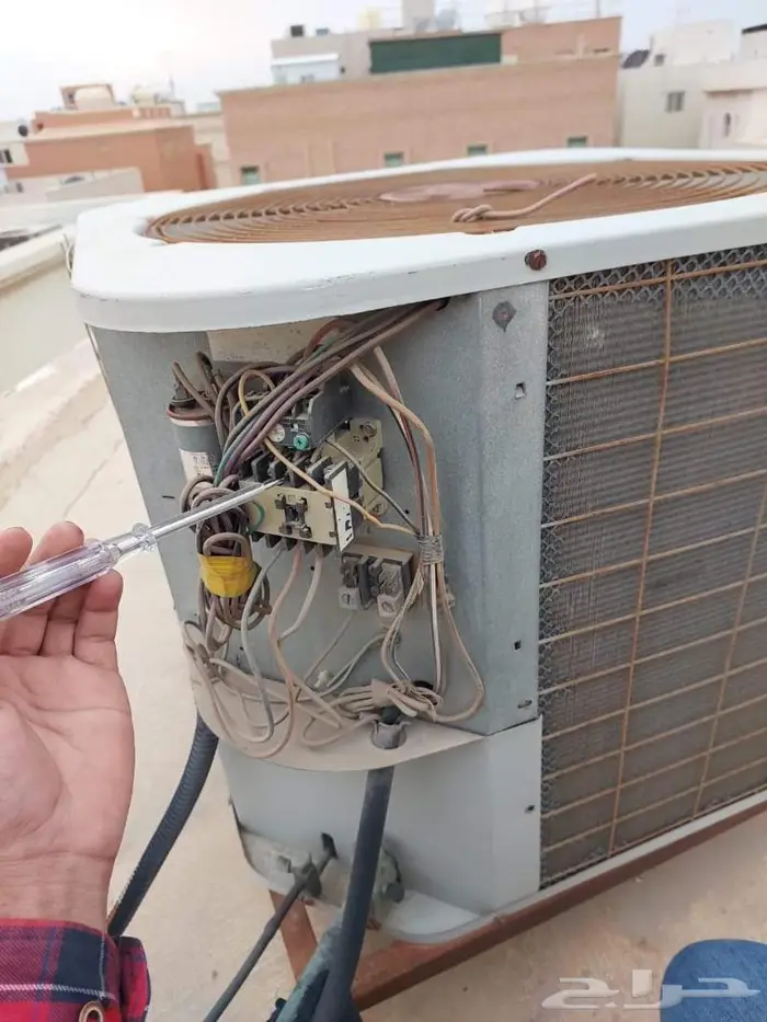 فني مهندس مكيفات صيانة سبلت دكت مركزي بكج 2