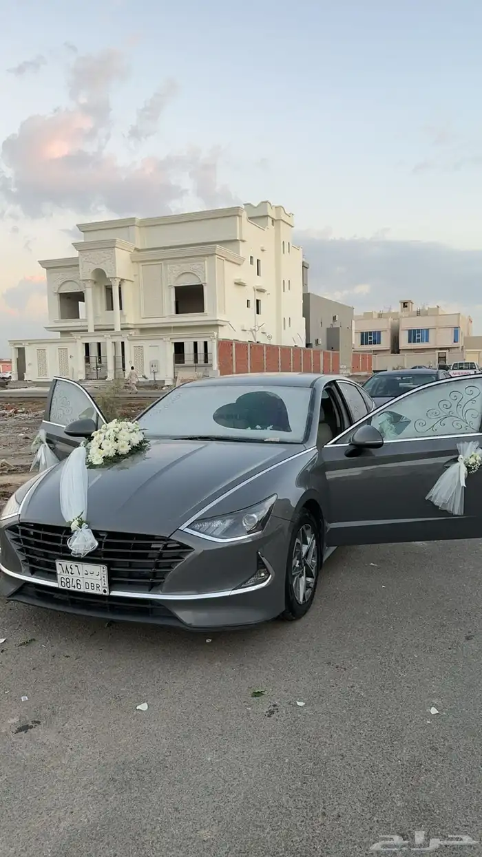 تشريع سيارات عرسان عند الموقع 25
