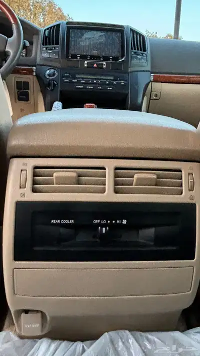 جيب لا ندكروزر (60عام) تم البيع 31