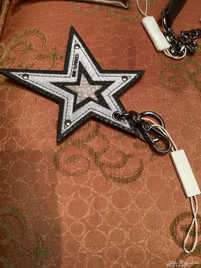 شنطة كروس شيروتي 1881 2