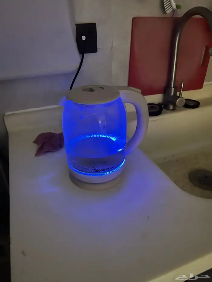 غلاية ماء مستخدم كهرباء 220 مستعمل نظيف 1500 واط 2