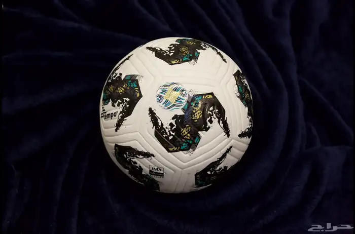 كرة قدم جودة احترافية للملاعب العشبية 1