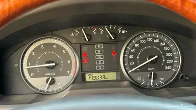 جيب لا ندكروزر (60عام) تم البيع 25