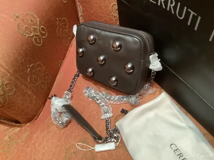 شنطة كروس شيروتي 1881 3