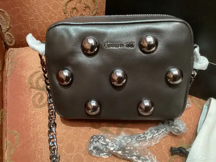 شنطة كروس شيروتي 1881 4