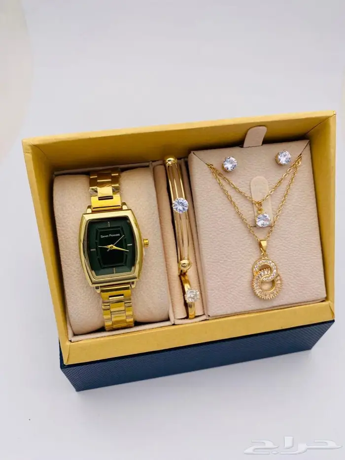 طقم نسائي هديه فخم فندربلو 8