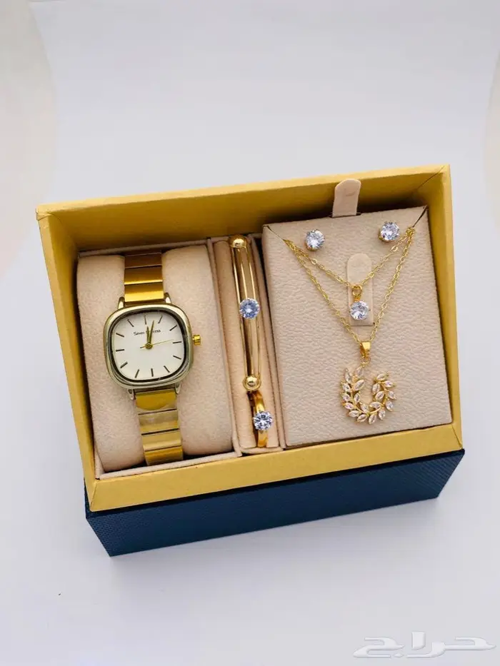 طقم نسائي هديه فخم فندربلو 9