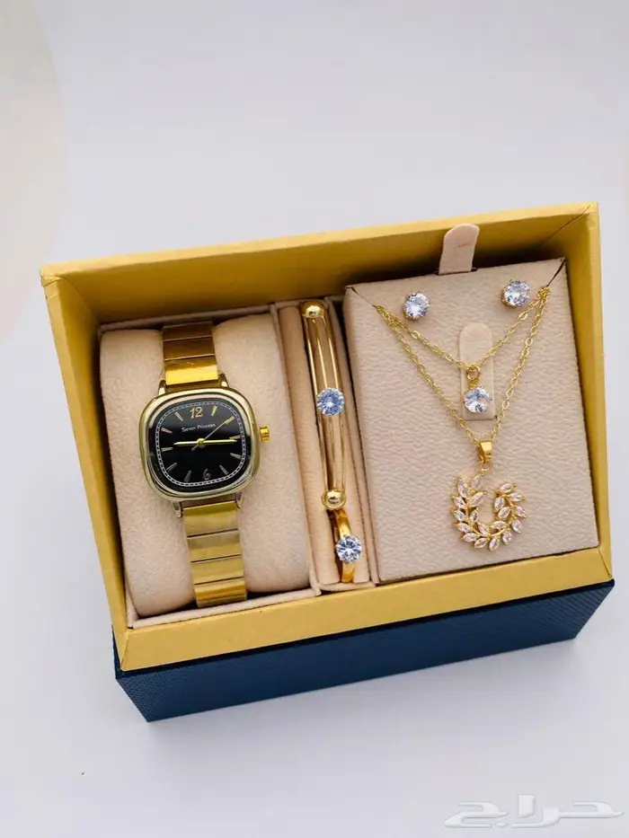 طقم نسائي هديه فخم فندربلو 10