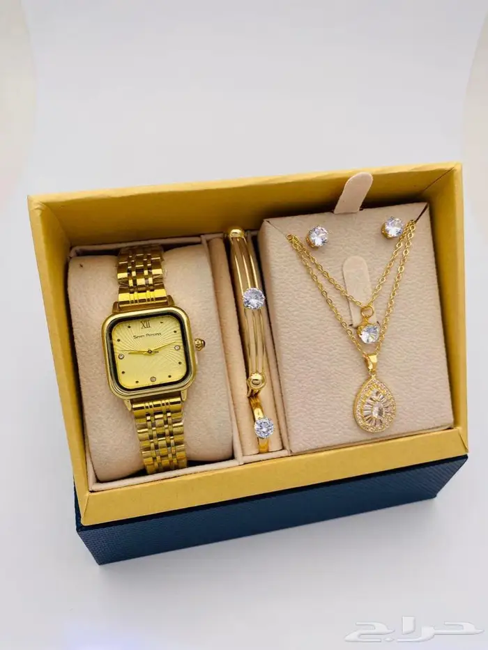 طقم نسائي هديه فخم فندربلو 1