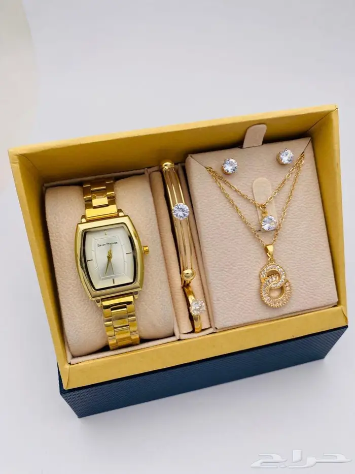 طقم نسائي هديه فخم فندربلو 4