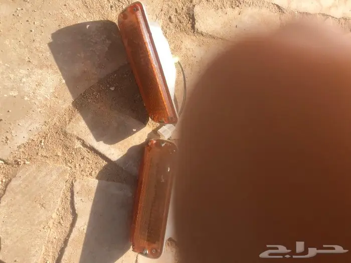 اسطبات ومروحة هايلكس من 79الى 81للبيع 1