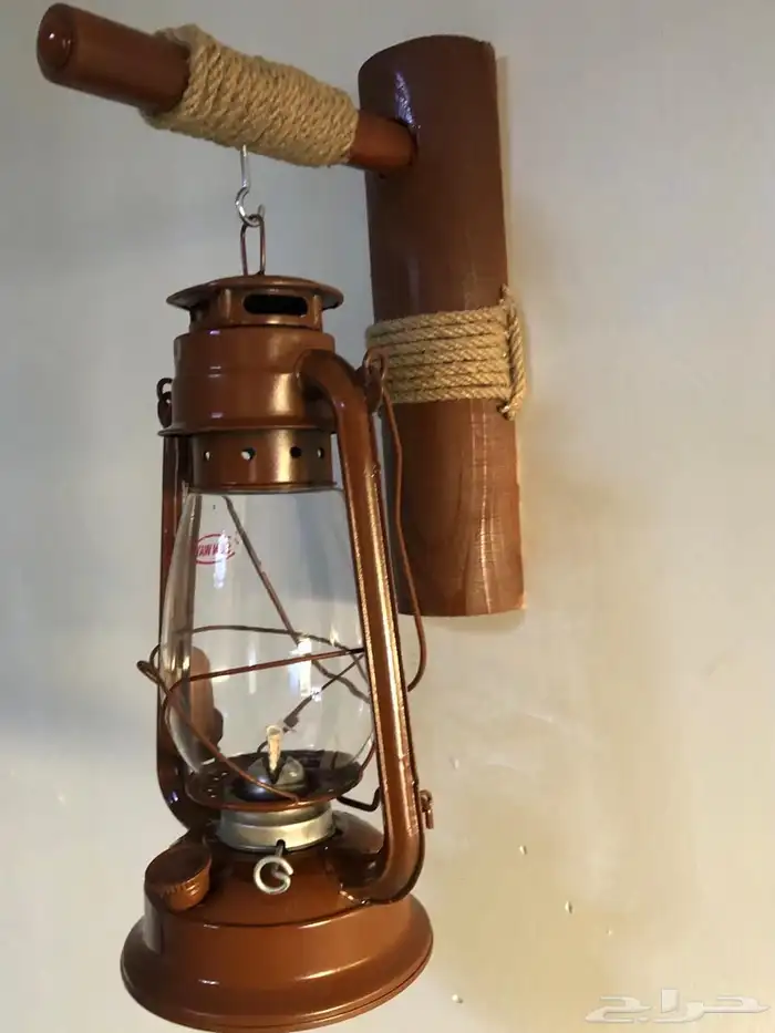 فانوس تراثي مع قاعدة 2