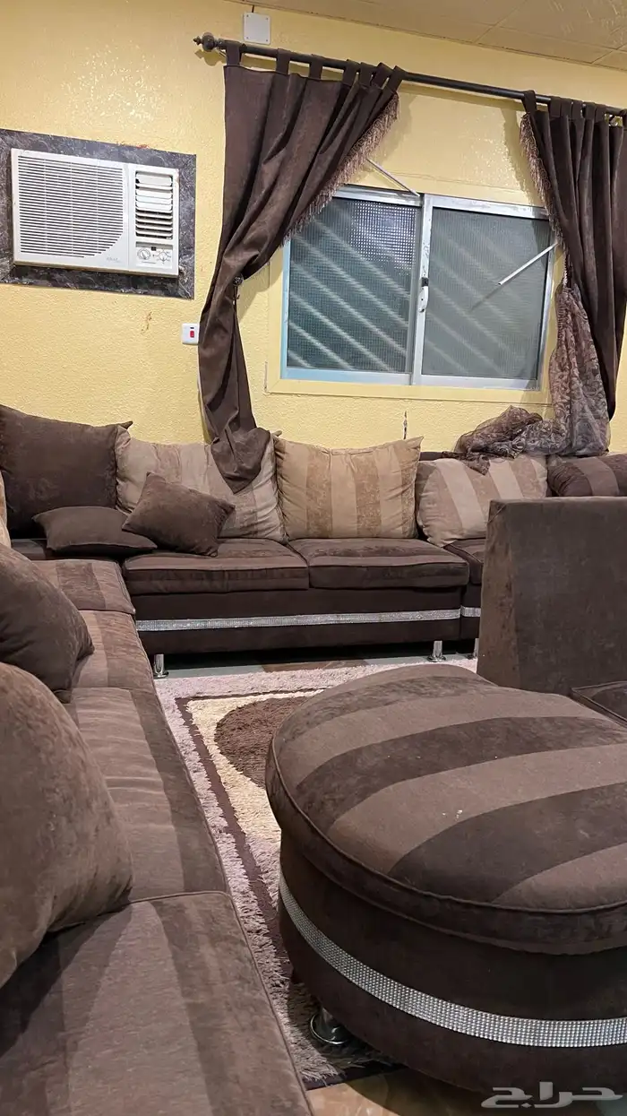 كنب مرتفع بحاله جيده 0