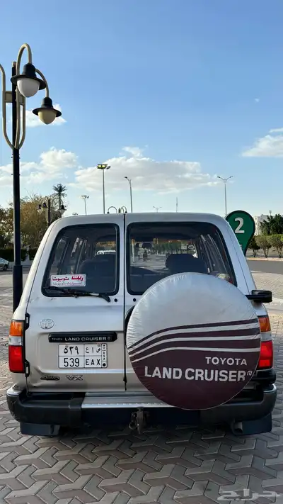 جيب لاند كروزر(مخزن) تم البيع 5
