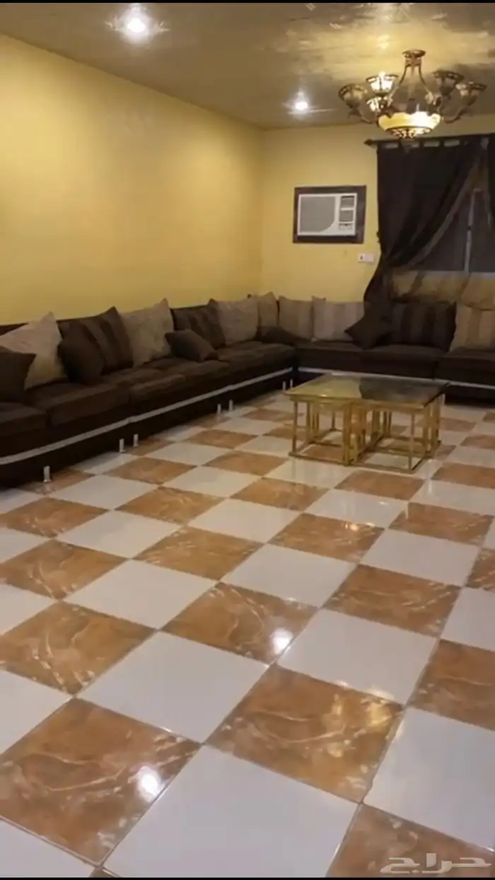 كنب مرتفع بحاله جيده 2