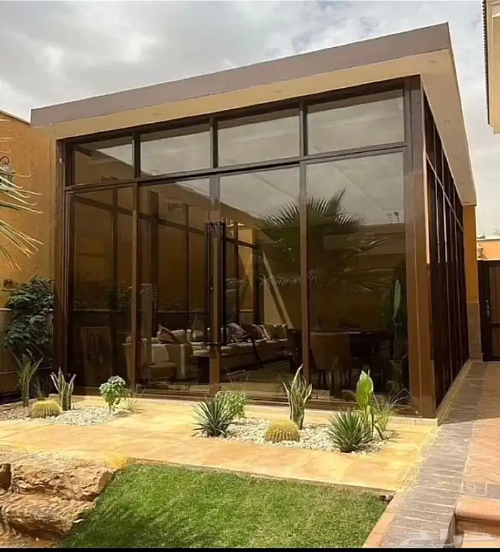 المونيوم 15