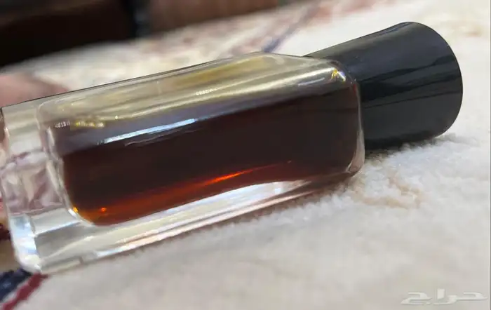 إعلان لهواة العود الجادين في الشراء. 2