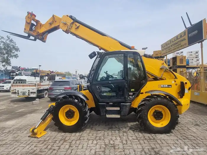 رافعة تيليسكوب jcb موديل 2016 و ارتفاع 14 متر مستوردة للبيع 2