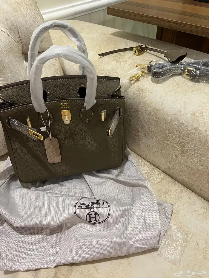 شنطه ماركه ارمز جديده كوبي فخمه جدا تصلح هديه 3