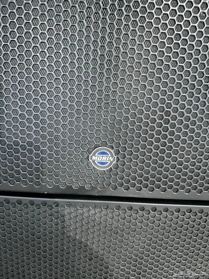 تاجير شاشات اضاءت صوتيات 35