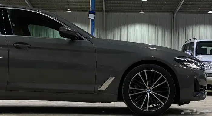 بي ام (520) ناغي2021 عداد 34.000 يوجد تأجير منتهي بالتمليك 17