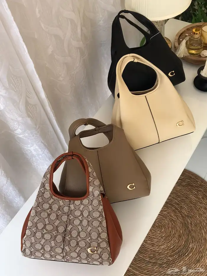 شنط ماركه درجه اولى 62