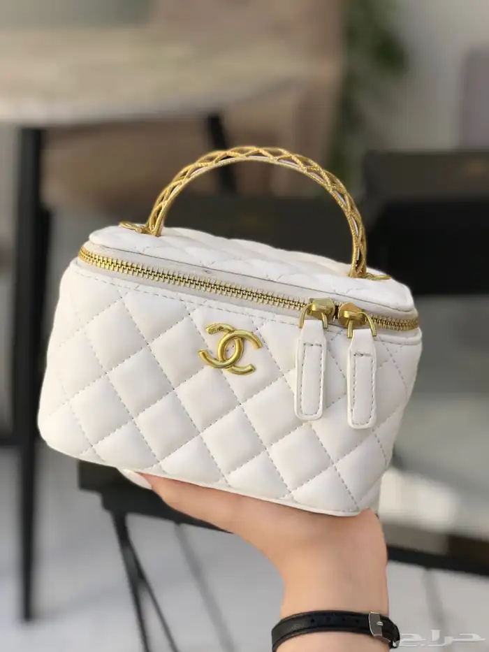 شنط ماركه درجه اولى 57